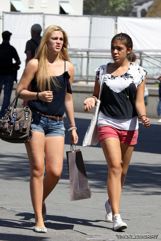 shopping mania